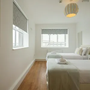 https://eyre-square-townhouse.galwayhotelsireland.net